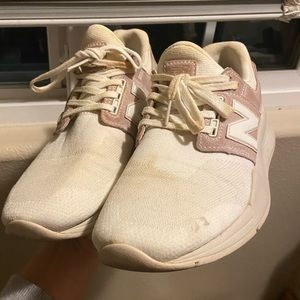 New Balance Sneakers